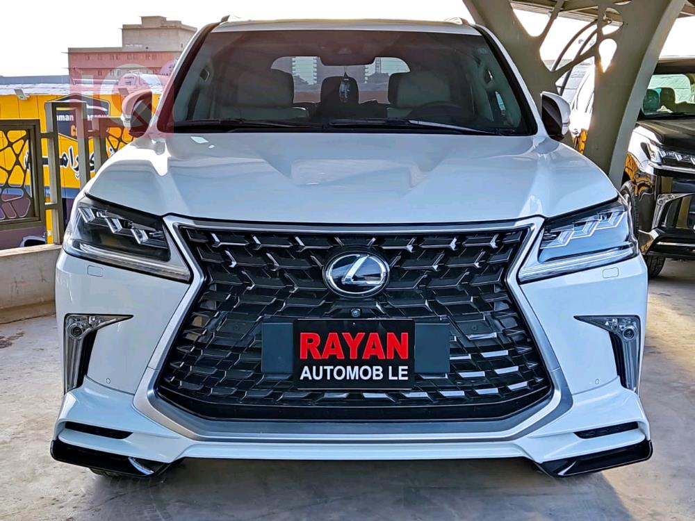 Lexus LX